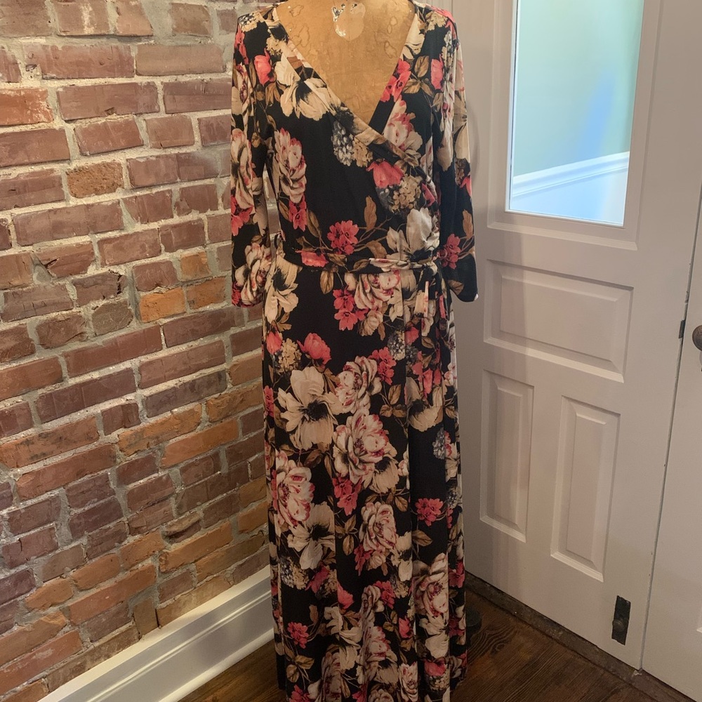 On Trend Women's Paris Bohemian 3/4 Sleeve Long Maxi Dress